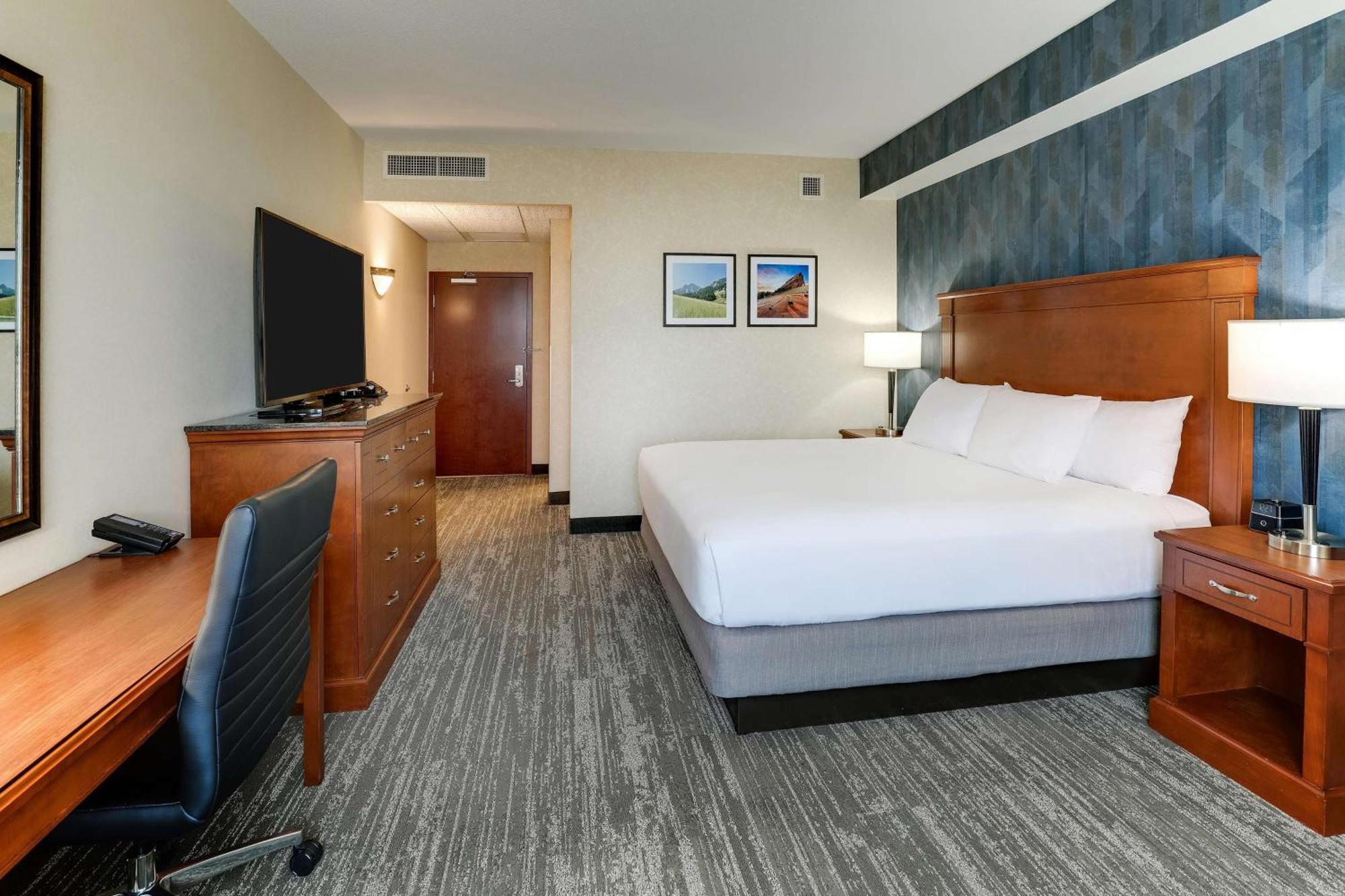 Drury Plaza Hotel Denver Вестминстер Экстерьер фото